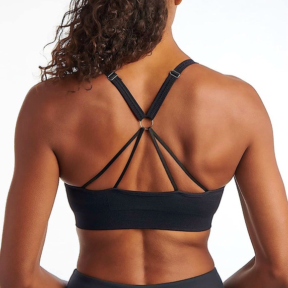 PUMA Women's Seamless Sports Bra NWOT - Picture 3 of 3